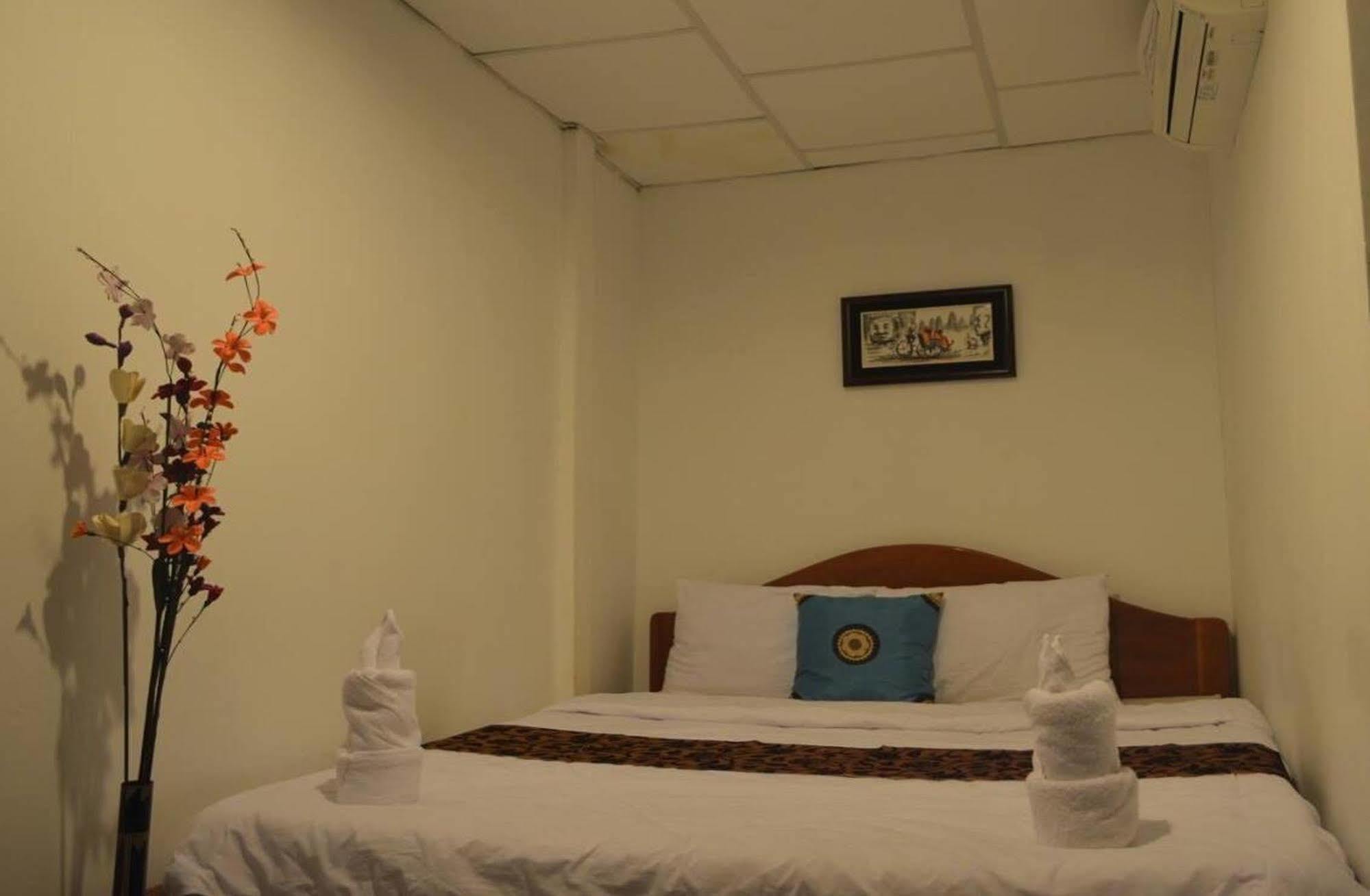 Blue Home Villa 2 Phnom Penh Luaran gambar